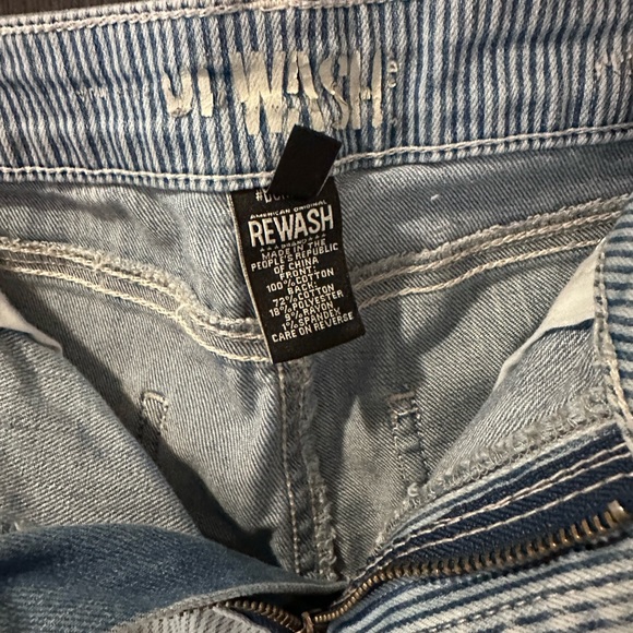 Rewash light denim shorts size 9 😀 - Picture 8 of 9